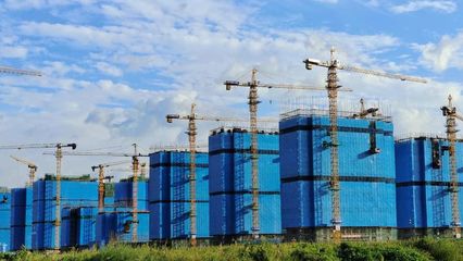 南京龙袍新城建设提速 核心项目工程总量过半，施工进入关键阶段